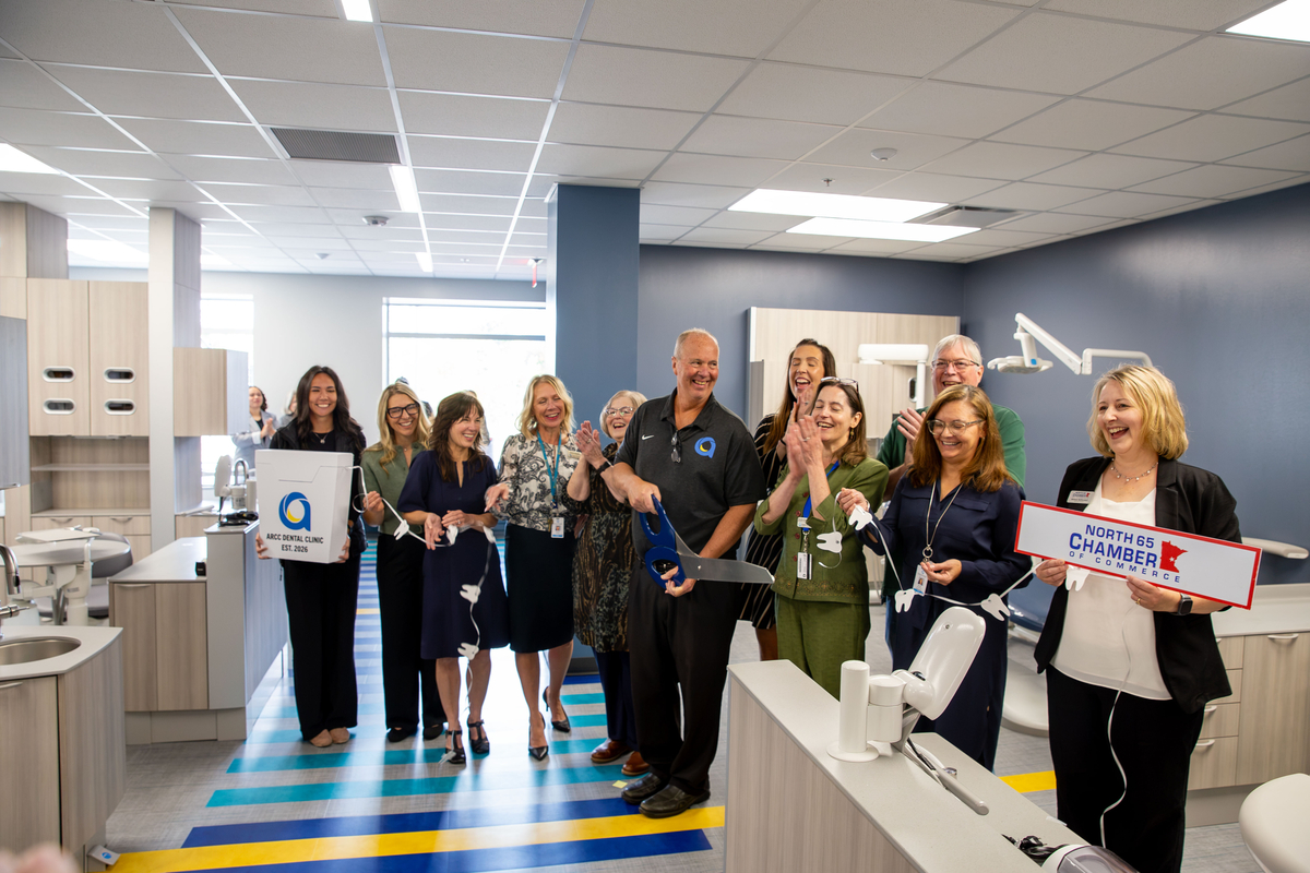 Anoka-Ramsey Dental Lab Opens with Floss Cutting